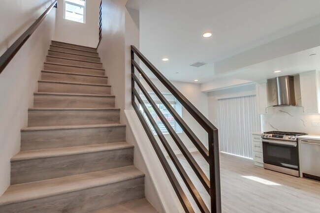 Foto del edificio - REZKO - E Street