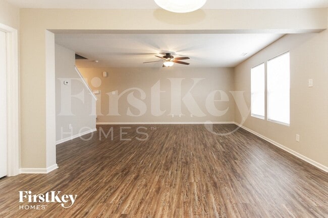 Foto del edificio - 8715 Hosta Way