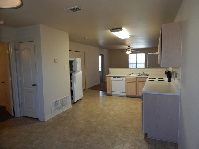 Foto del edificio - 418 Brittney Way