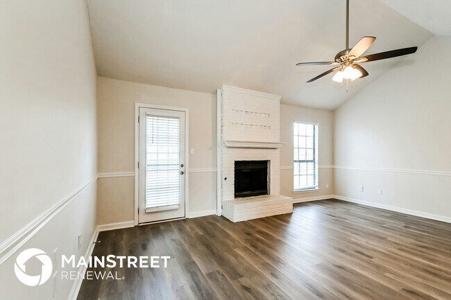 Foto del edificio - 10126 Stephenson Ln
