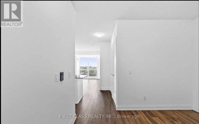 Building Photo - 18-1218 Graydon Hall Dr