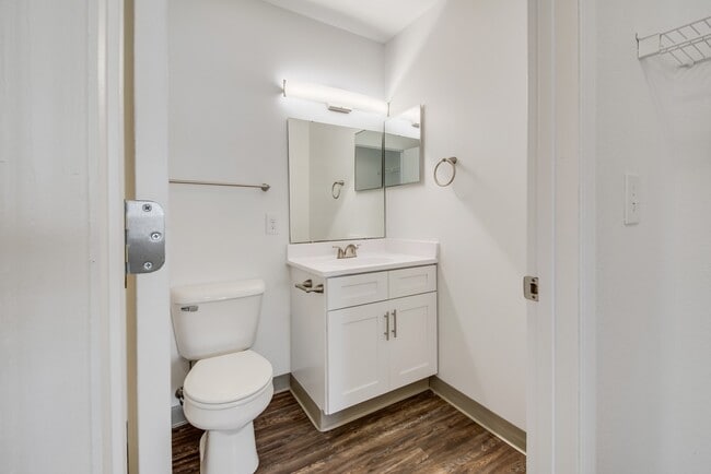 Building Photo - Stone Crest Apartments