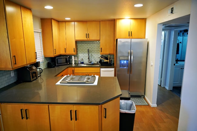 Building Photo - 3922 Albatross St