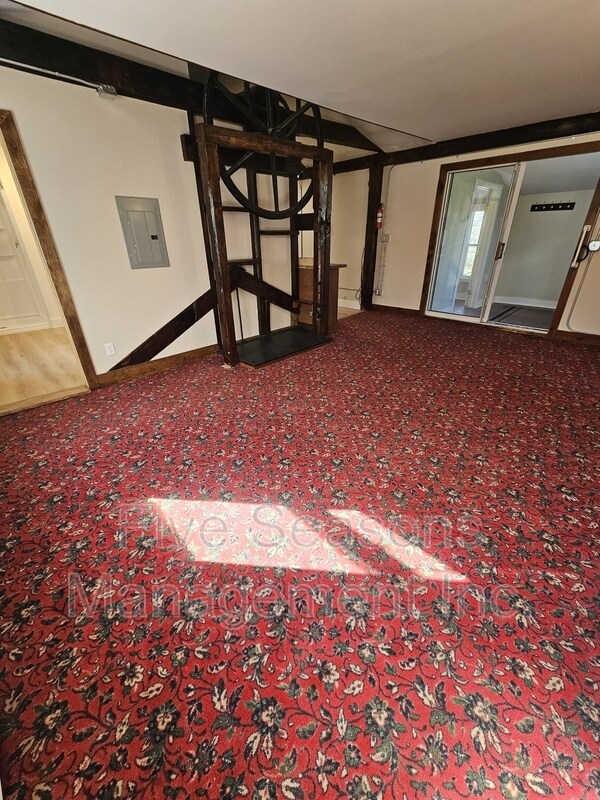 Foto del edificio - 328 Browns Trce