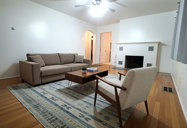 Foto del edificio - 1904 Lead Ave SE