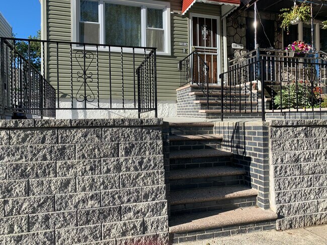 Front Entrance - 150-14 Grand Central Pkwy
