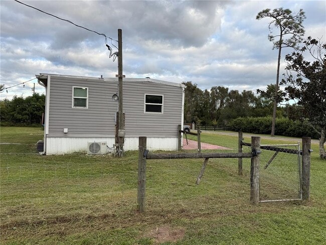 Building Photo - 4153 Fanny Bass Rd