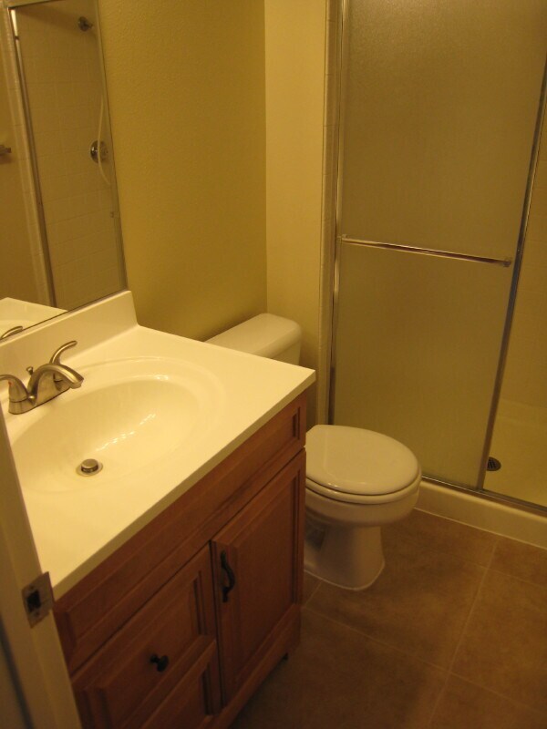 Building Photo - 299 Porter Dr