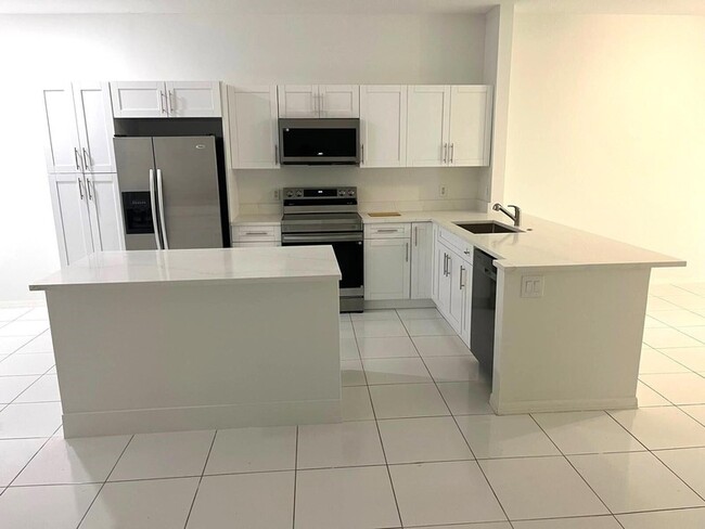 Building Photo - 3166 Via Poinciana