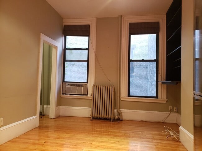 Building Photo - 141 Arlington St