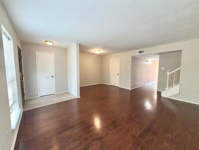 Foto del edificio - 12959 Trail Hollow Dr