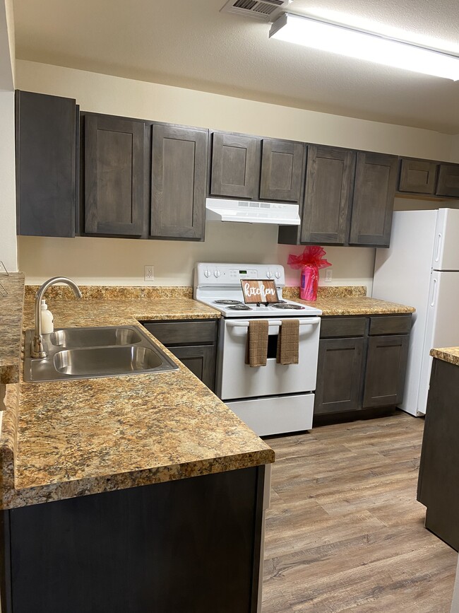 Remodeled Kitchen - Northstar Apartments