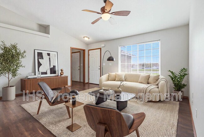 Foto del edificio - 5520 Leon Ct