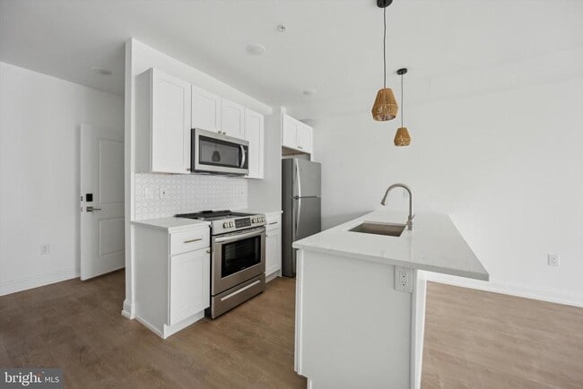 Building Photo - 1614 Ridge Ave