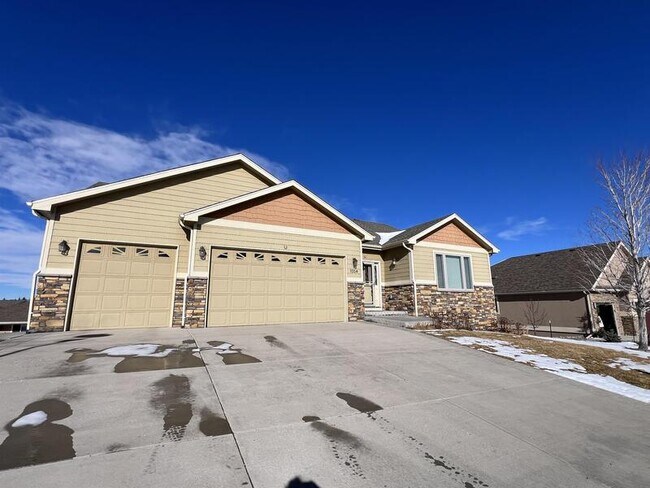 Building Photo - 1354 Dorothy Ln