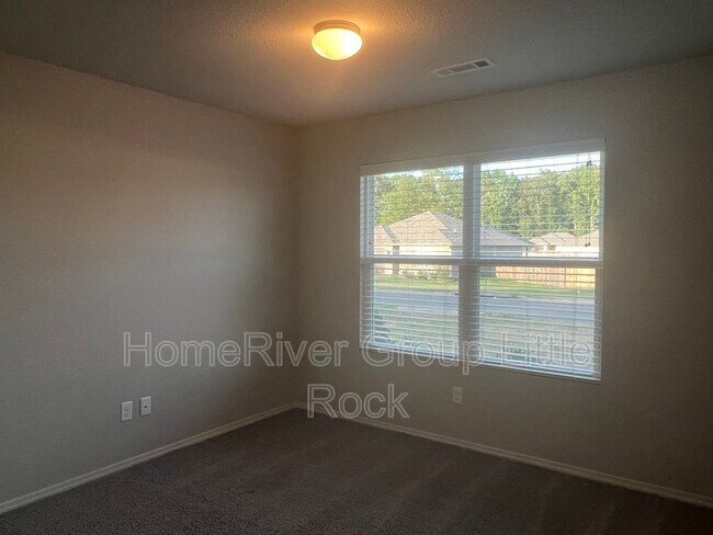 Building Photo - 22 Cedar Creek Cove