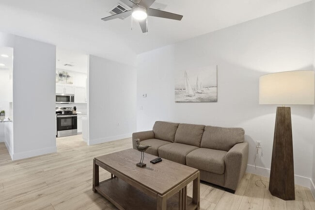 Foto del edificio - 7885 Mahogany Run Ln