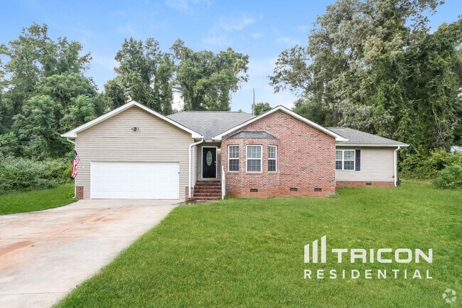 Building Photo - 211 Boxwood Ln