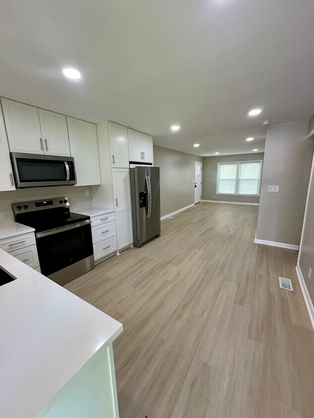 Foto principal - 1106 Toddington Dr