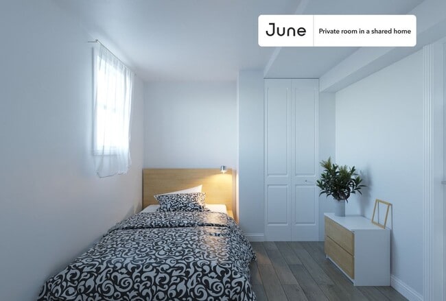 Room in Shared 4 bed/2 bath home - Room in Shared 4 bed/2 bath home