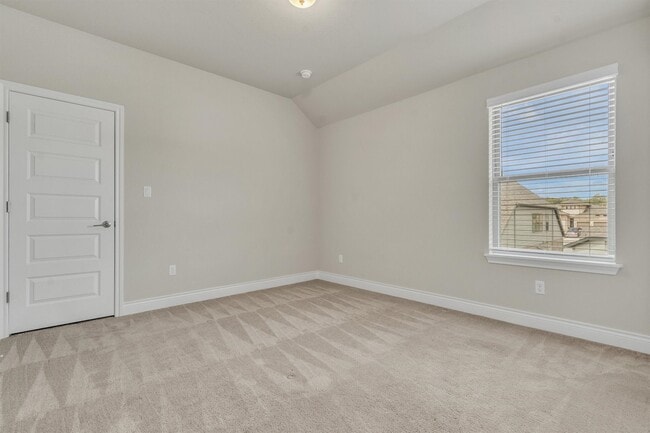 Building Photo - 421 Chinkapin Trail