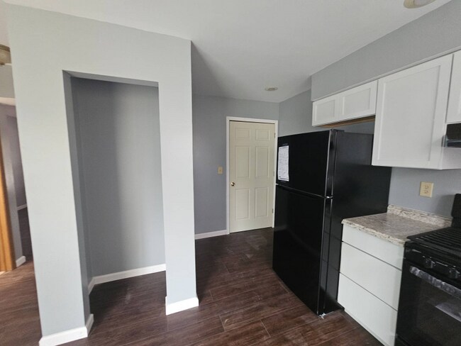 Foto del edificio - 6104 N Frostwood Pkwy