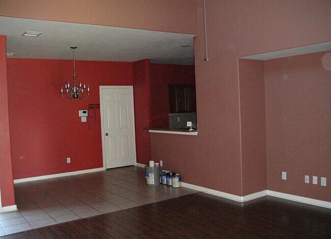 Building Photo - 13422 Southpoint Ln