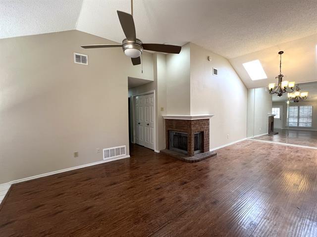 Building Photo - 5013 Hearthcrest Dr