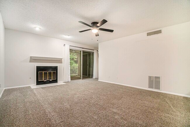 Building Photo - 38 Muncy Ct