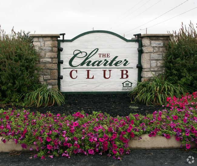 El Charter Club - Charter Club Apartments