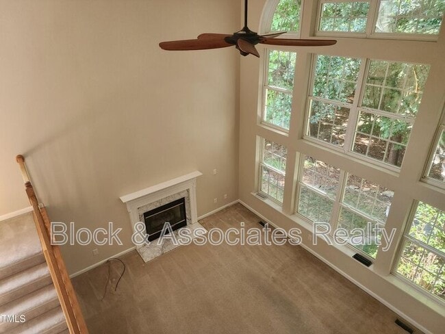 Photo - 6 Horizon Cir House