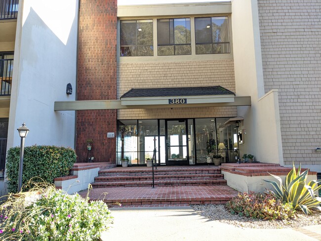 Building Photo - 380 Vallejo Dr