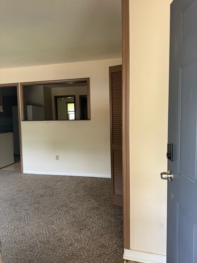 Building Photo - 103 Pelican Dr