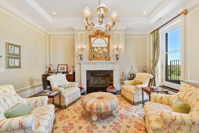 Foto del edificio - 184 Beacon St