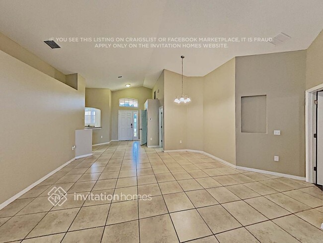 Building Photo - 971 Kenbar St