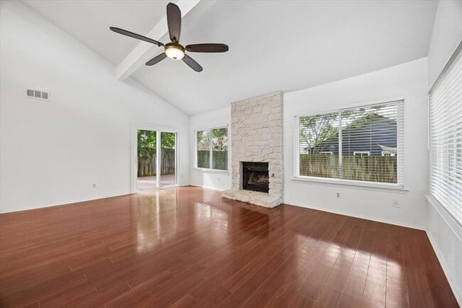 Building Photo - 2609 Monarch Dr