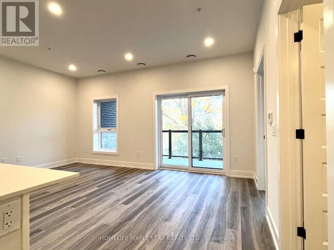 Building Photo - 1100 Lackner Pl