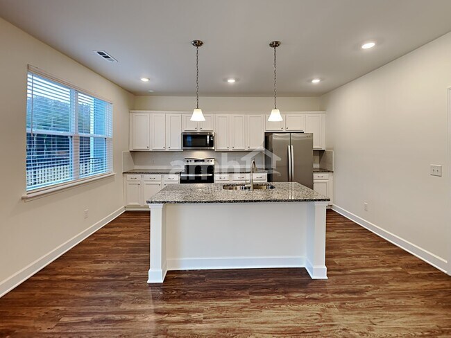 Building Photo - 4749 Chutney Dr