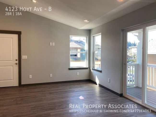Foto del edificio - 4123 Hoyt Ave