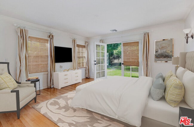 Building Photo - 11339 Albata St