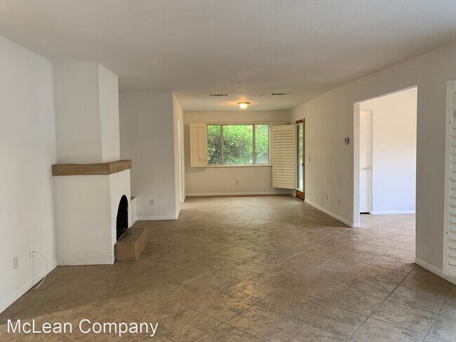 Foto del edificio - 3 br, 2.5 bath House - 123 W San Carlos Road