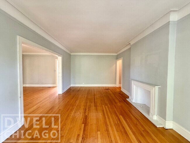 Foto del edificio - 741 Judson Ave