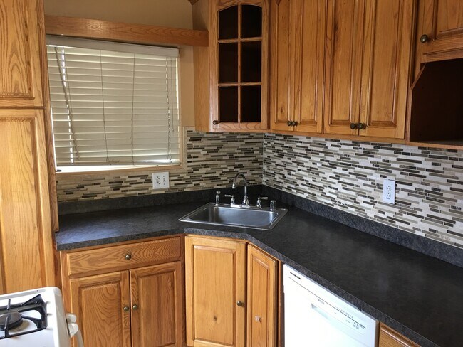 Foto del edificio - Chula Vista - 2bd/1ba Home in the Heart of...