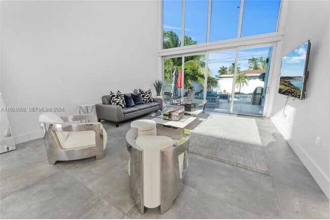 Foto del edificio - 7525 Buccaneer Ave