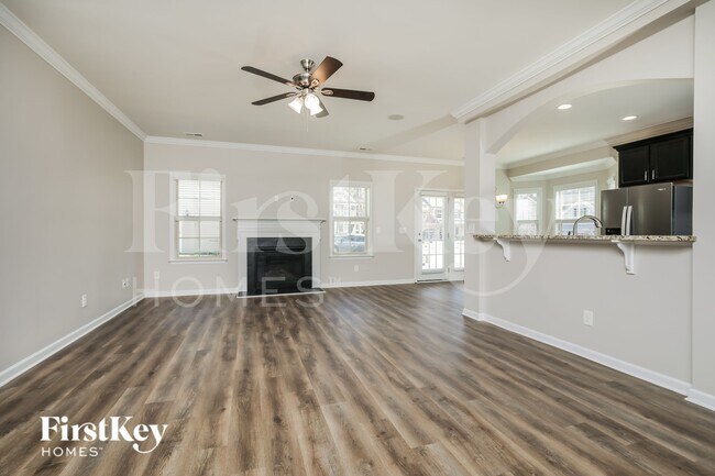 Foto del edificio - 5105 Sleepy Falls Run