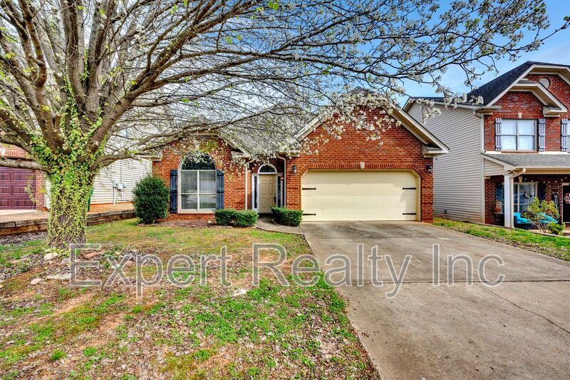 Foto principal - 2233 Rushton Ln