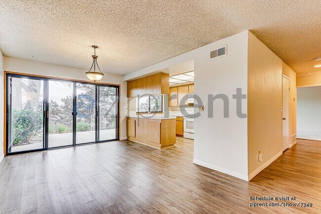 Building Photo - 4636 Huggins Way