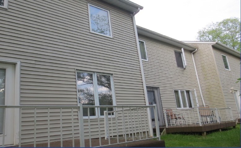 Foto del edificio - 2130-2136 Lower Terrace Rd