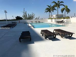 Foto del edificio - 275 NE 18th St