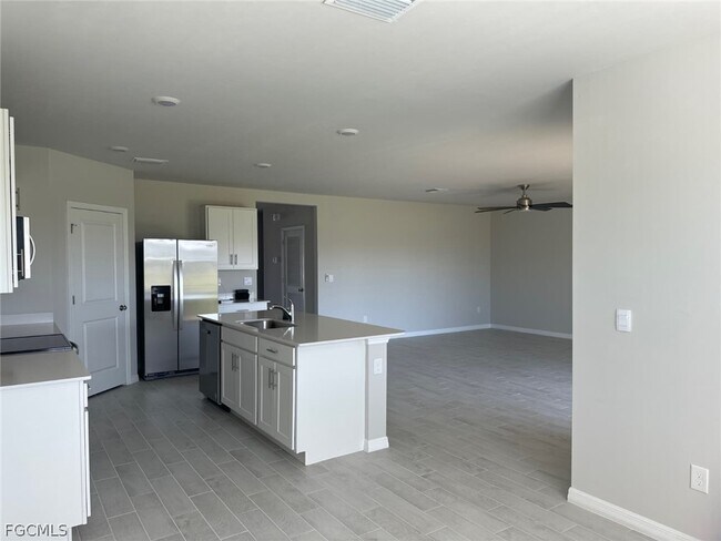 Foto del edificio - 522 NW 7th St